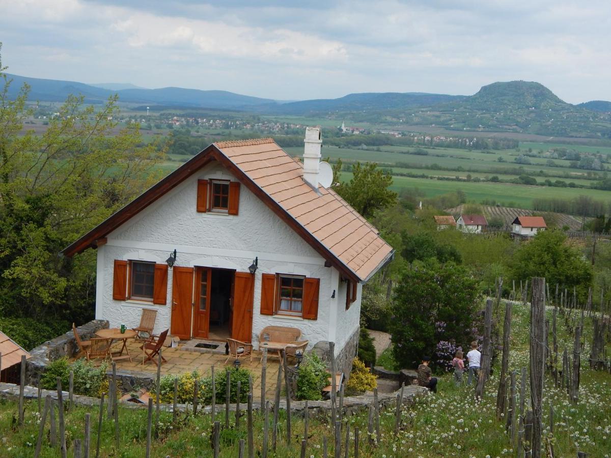 Sárkányles Vendégház Kisapati Extérieur photo
